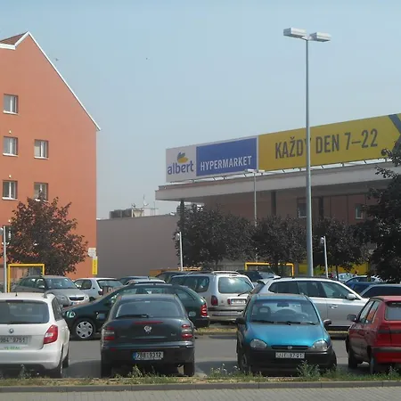 Albrecht Tkalcovska * Brno