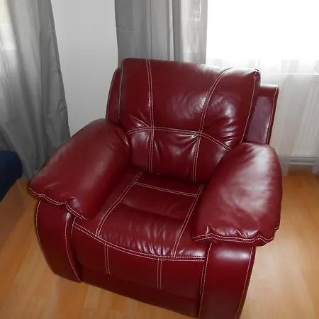Albrecht Tkalcovska Apartment